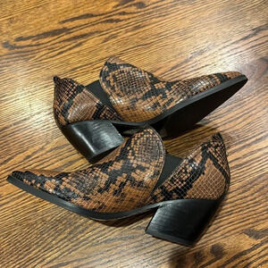 MARC FISHER Brown/Black Snake Skin Leather Pointed Toe Block Heel Booties Size 8